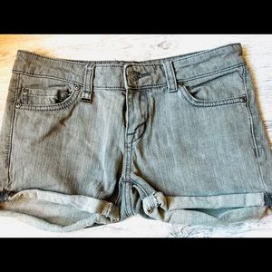 Grey rolled up shorts
